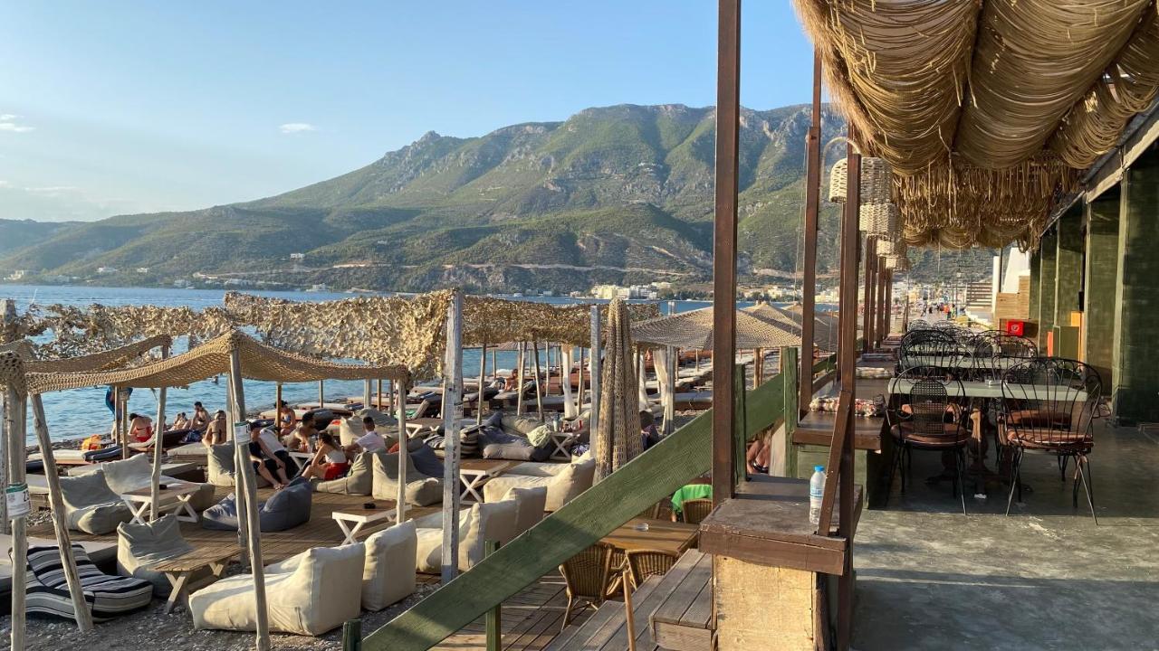 Loutraki Beach & Casino Condo מראה חיצוני תמונה
