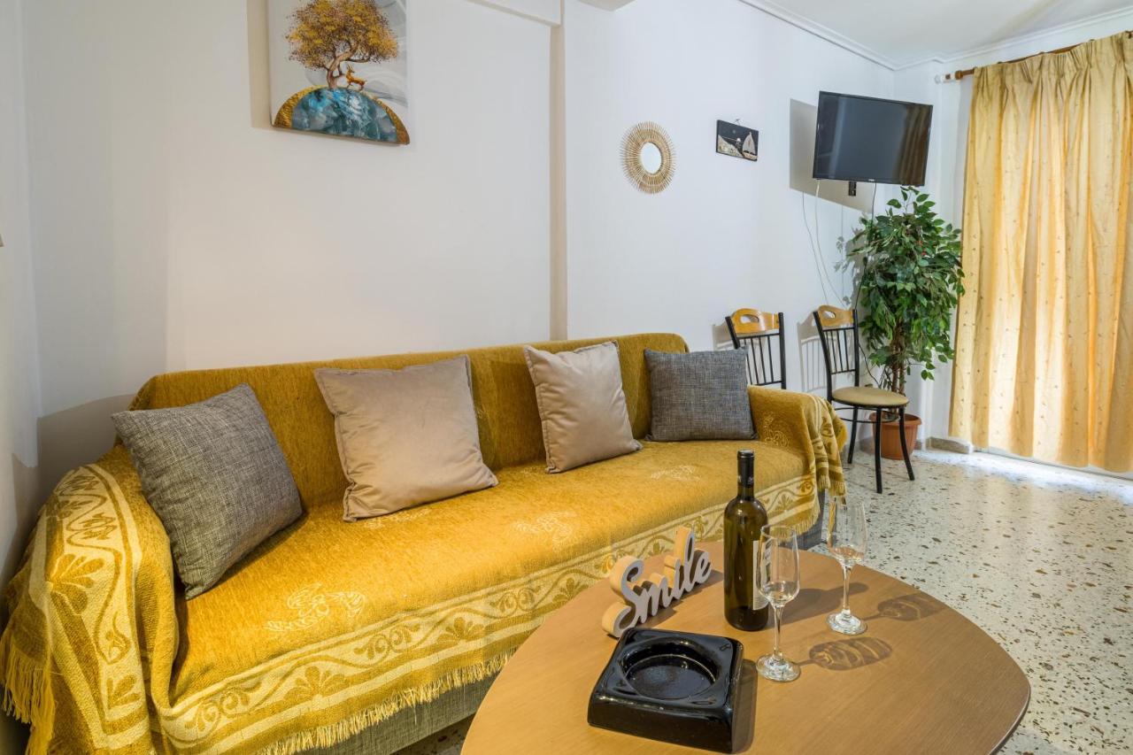 Loutraki Beach & Casino Condo מראה חיצוני תמונה